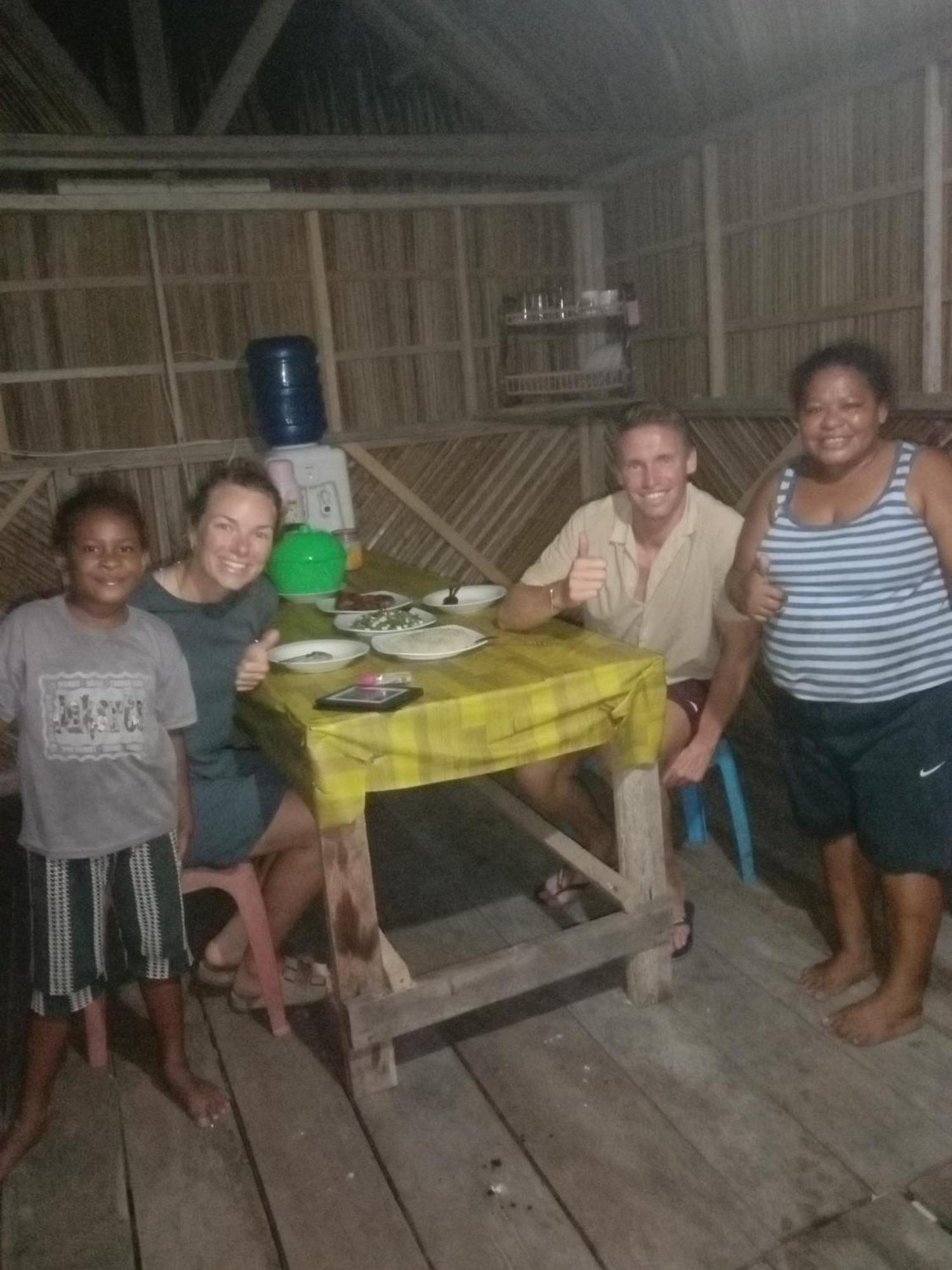 Amfriwen Homestay Yennanas Besir Exterior foto